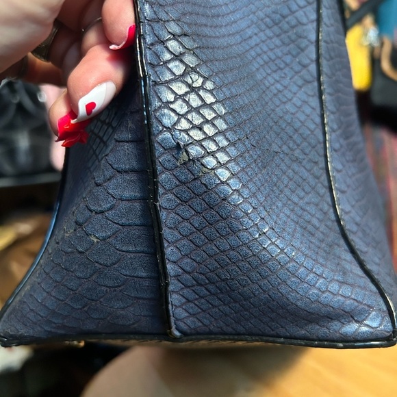 Gianni Bini Blue Croc Embossed Shoulder Bag​​ - Picture 6 of 13